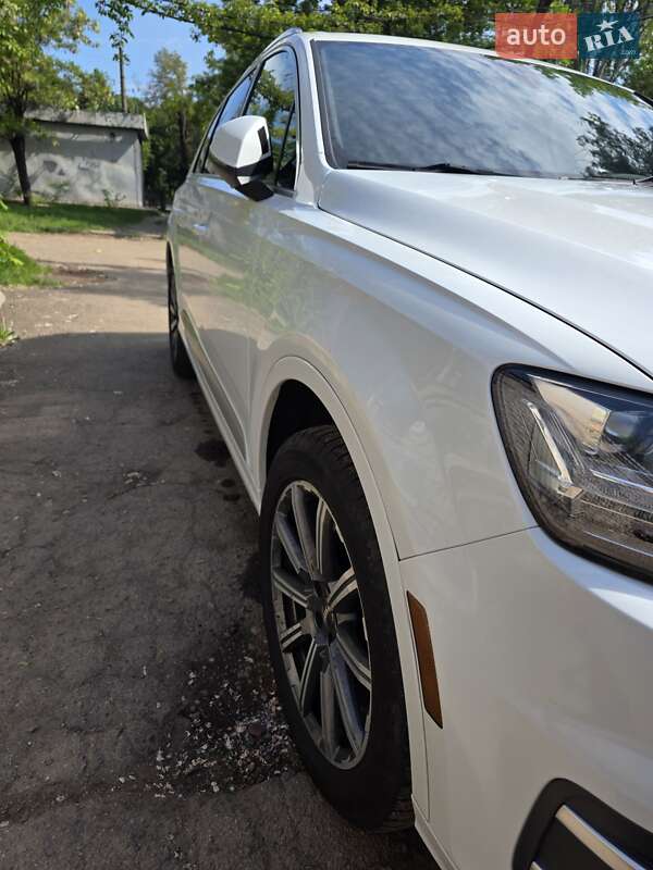 Внедорожник / Кроссовер Audi Q7 2017 в Кривом Роге фото 4 Внедорожник / Кроссовер Audi Q7 2017 в Кривом Роге