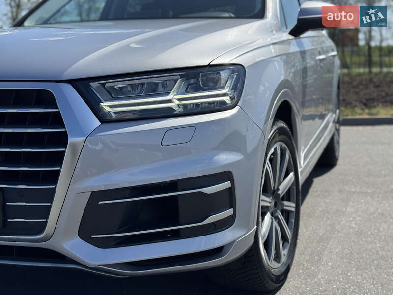 Внедорожник / Кроссовер Audi Q7 2019 в Днепре фото 5 Внедорожник / Кроссовер Audi Q7 2019 в Днепре