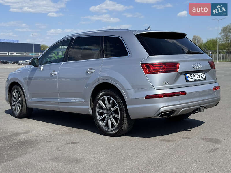Внедорожник / Кроссовер Audi Q7 2019 в Днепре фото 10 Внедорожник / Кроссовер Audi Q7 2019 в Днепре