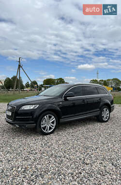 Внедорожник / Кроссовер Audi Q7 2012 в 