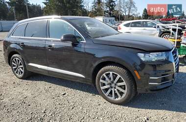 Внедорожник / Кроссовер Audi Q7 2017 в 