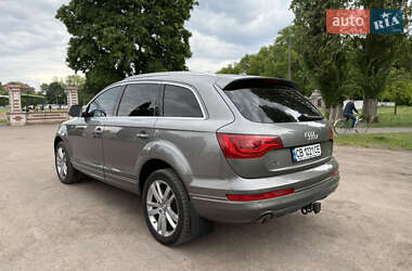 Внедорожник / Кроссовер Audi Q7 2011 в 