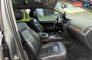 Внедорожник / Кроссовер Audi Q7 2011 в 