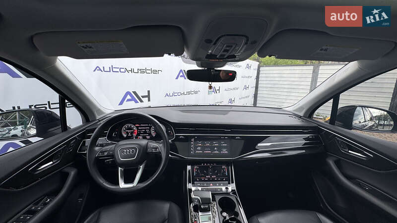 Внедорожник / Кроссовер Audi Q7 2020 в Киеве