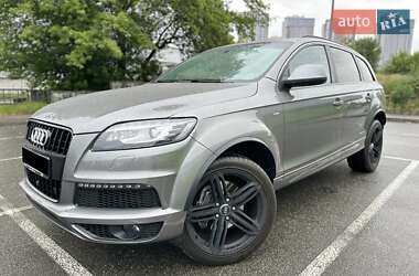 Позашляховик / Кросовер Audi Q7 2015 в Києві