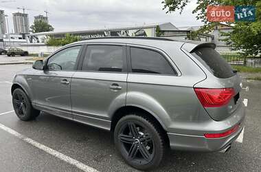 Внедорожник / Кроссовер Audi Q7 2015 в 