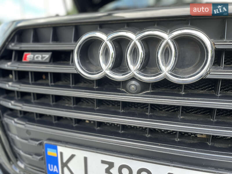 Позашляховик / Кросовер Audi Q7 2018 в Києві