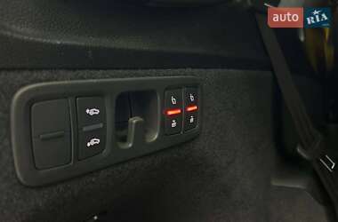 Внедорожник / Кроссовер Audi Q7 2022 в 