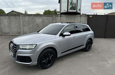 Внедорожник / Кроссовер Audi Q7 2018 в 