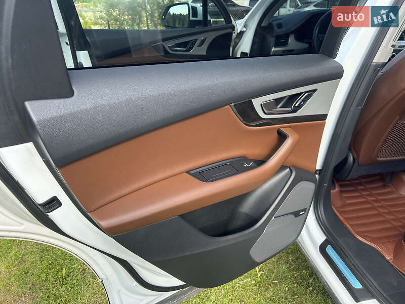 Внедорожник / Кроссовер Audi Q7 2019 в Львове