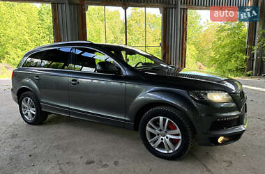 Внедорожник / Кроссовер Audi Q7 2011 в 
