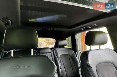 Внедорожник / Кроссовер Audi Q7 2011 в 