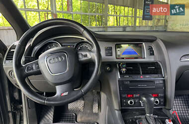Внедорожник / Кроссовер Audi Q7 2011 в 