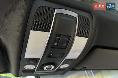 Внедорожник / Кроссовер Audi Q7 2011 в 