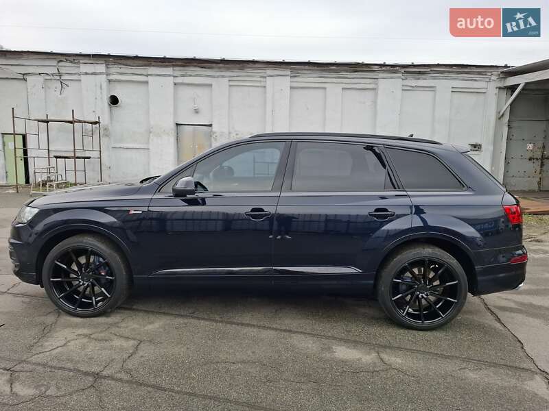 Внедорожник / Кроссовер Audi Q7 2016 в Киеве фото 6 Внедорожник / Кроссовер Audi Q7 2016 в Киеве