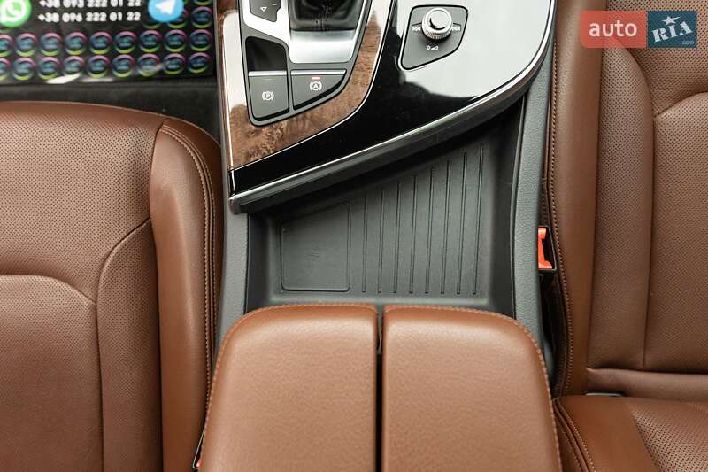 Позашляховик / Кросовер Audi Q7 2018 в Луцьку