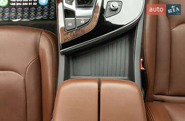 Позашляховик / Кросовер Audi Q7 2018 в 