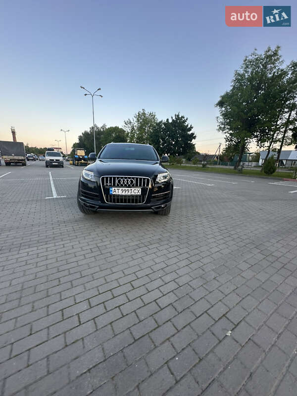 Позашляховик / Кросовер Audi Q7 2014 в 