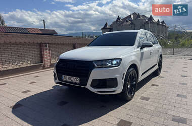 Внедорожник / Кроссовер Audi Q7 2016 в Нижней Апше