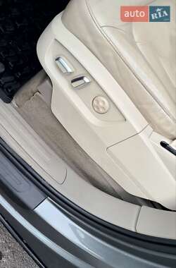 Внедорожник / Кроссовер Audi Q7 2014 в 