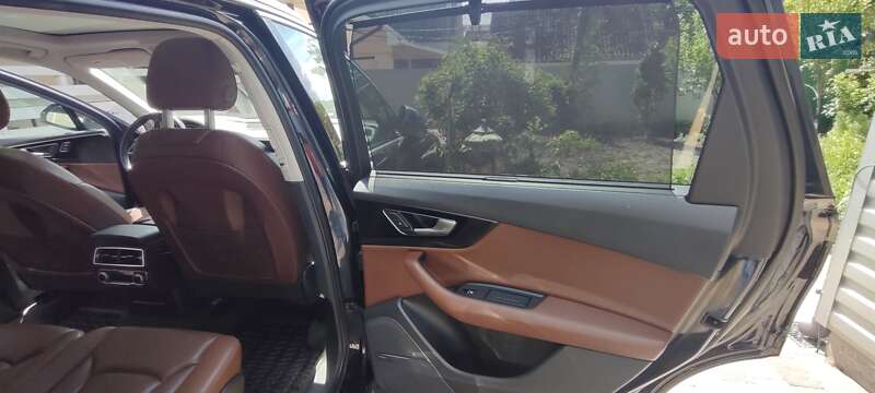 Внедорожник / Кроссовер Audi Q7 2017 в Житомире