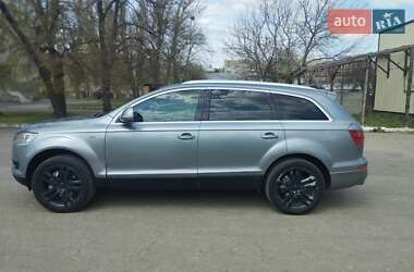 Внедорожник / Кроссовер Audi Q7 2008 в 