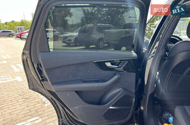 Внедорожник / Кроссовер Audi Q7 2023 в 
