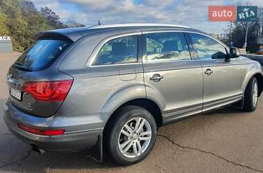 Внедорожник / Кроссовер Audi Q7 2013 в 