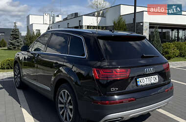 Внедорожник / Кроссовер Audi Q7 2018 в 