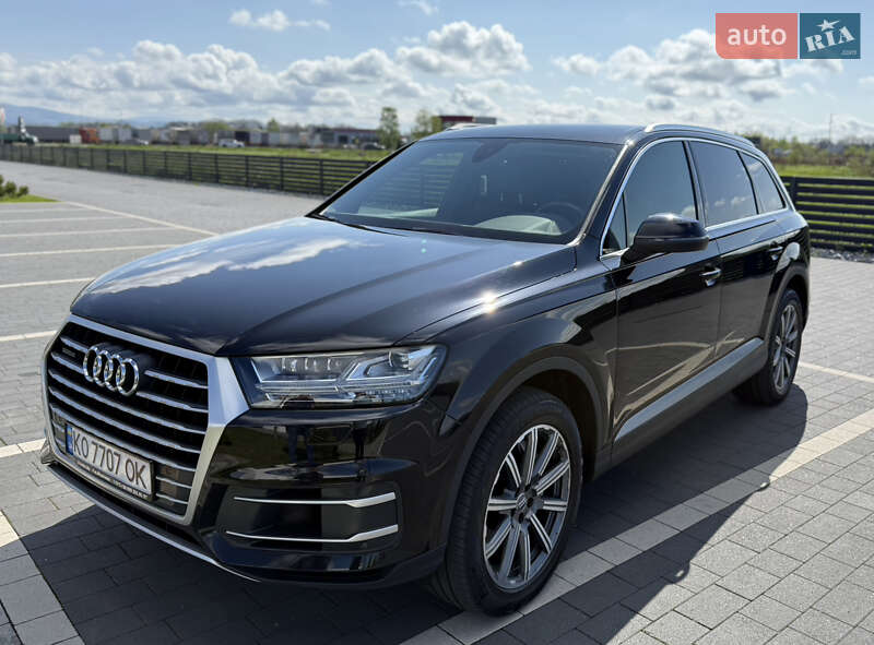 Внедорожник / Кроссовер Audi Q7 2018 в Мукачево