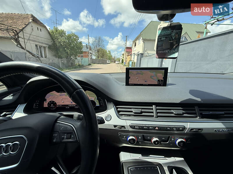 Внедорожник / Кроссовер Audi Q7 2018 в Мукачево
