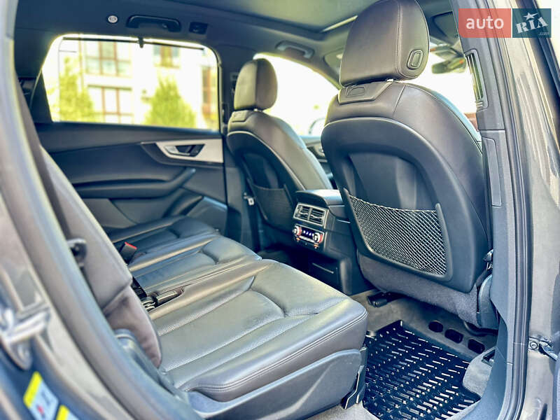 Внедорожник / Кроссовер Audi Q7 2016 в Ровно фото 25 Внедорожник / Кроссовер Audi Q7 2016 в Ровно