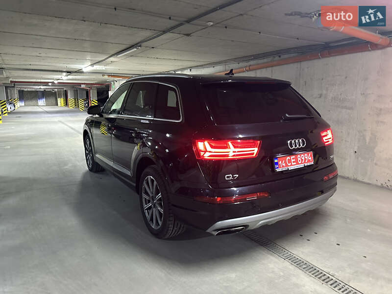 Внедорожник / Кроссовер Audi Q7 2017 в Тернополе