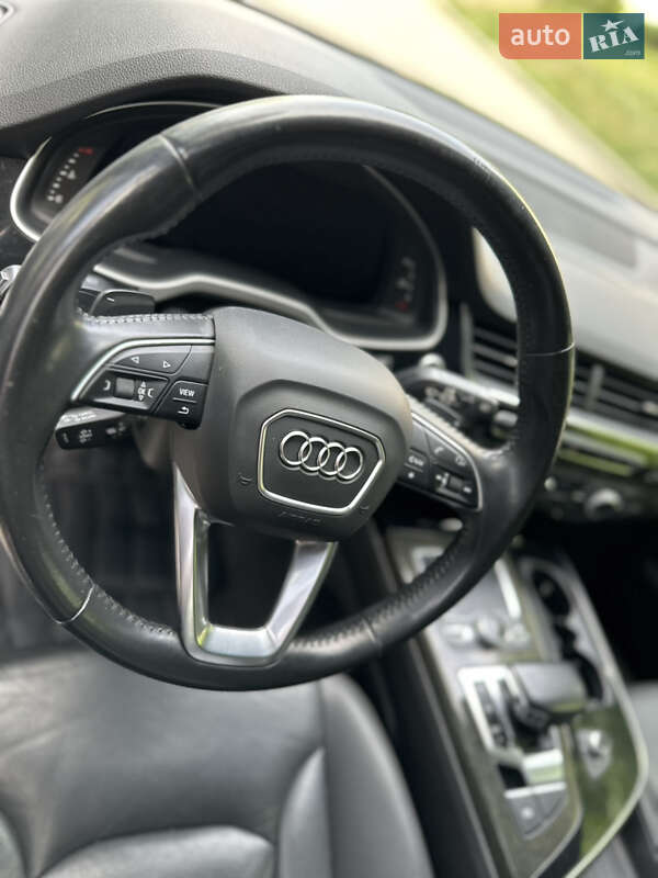 Внедорожник / Кроссовер Audi Q7 2017 в Тернополе