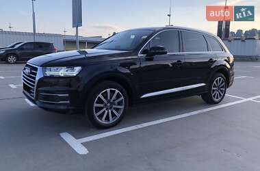 Позашляховик / Кросовер Audi Q7 2019 в Києві