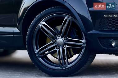 Внедорожник / Кроссовер Audi Q7 2012 в 