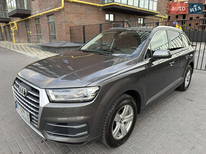 Позашляховик / Кросовер Audi Q7 2018 в Києві