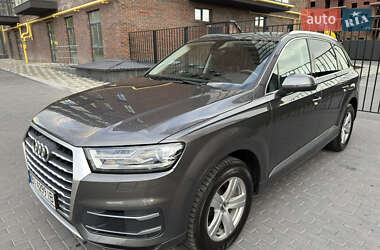 Внедорожник / Кроссовер Audi Q7 2018 в 