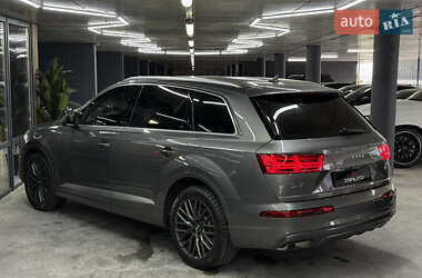 Позашляховик / Кросовер Audi Q7 2015 в Одесі