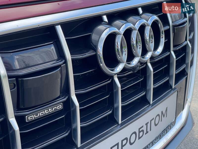 Внедорожник / Кроссовер Audi Q7 2020 в Киеве