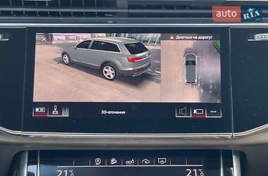 Позашляховик / Кросовер Audi Q7 2020 в 