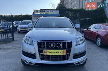 Позашляховик / Кросовер Audi Q7 2007 в 