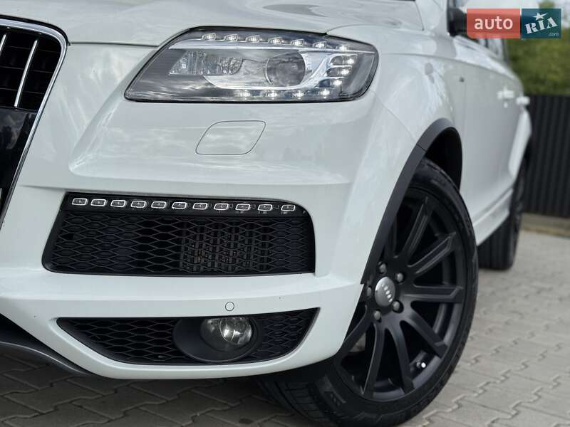 Внедорожник / Кроссовер Audi Q7 2012 в Стрые