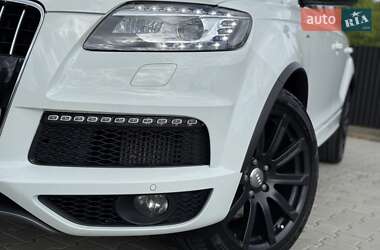 Внедорожник / Кроссовер Audi Q7 2012 в 