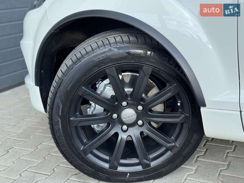Внедорожник / Кроссовер Audi Q7 2012 в Стрые
