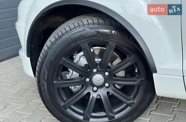 Внедорожник / Кроссовер Audi Q7 2012 в 