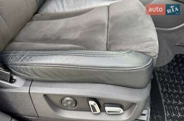Внедорожник / Кроссовер Audi Q7 2012 в 
