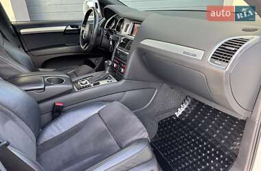 Внедорожник / Кроссовер Audi Q7 2012 в 
