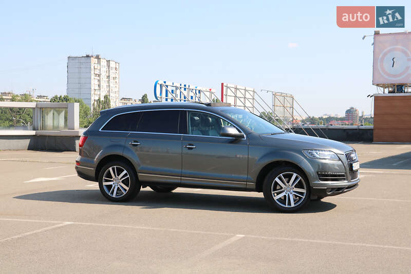 Внедорожник / Кроссовер Audi Q7 2014 в Киеве