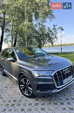 Позашляховик / Кросовер Audi Q7 2020 в Києві